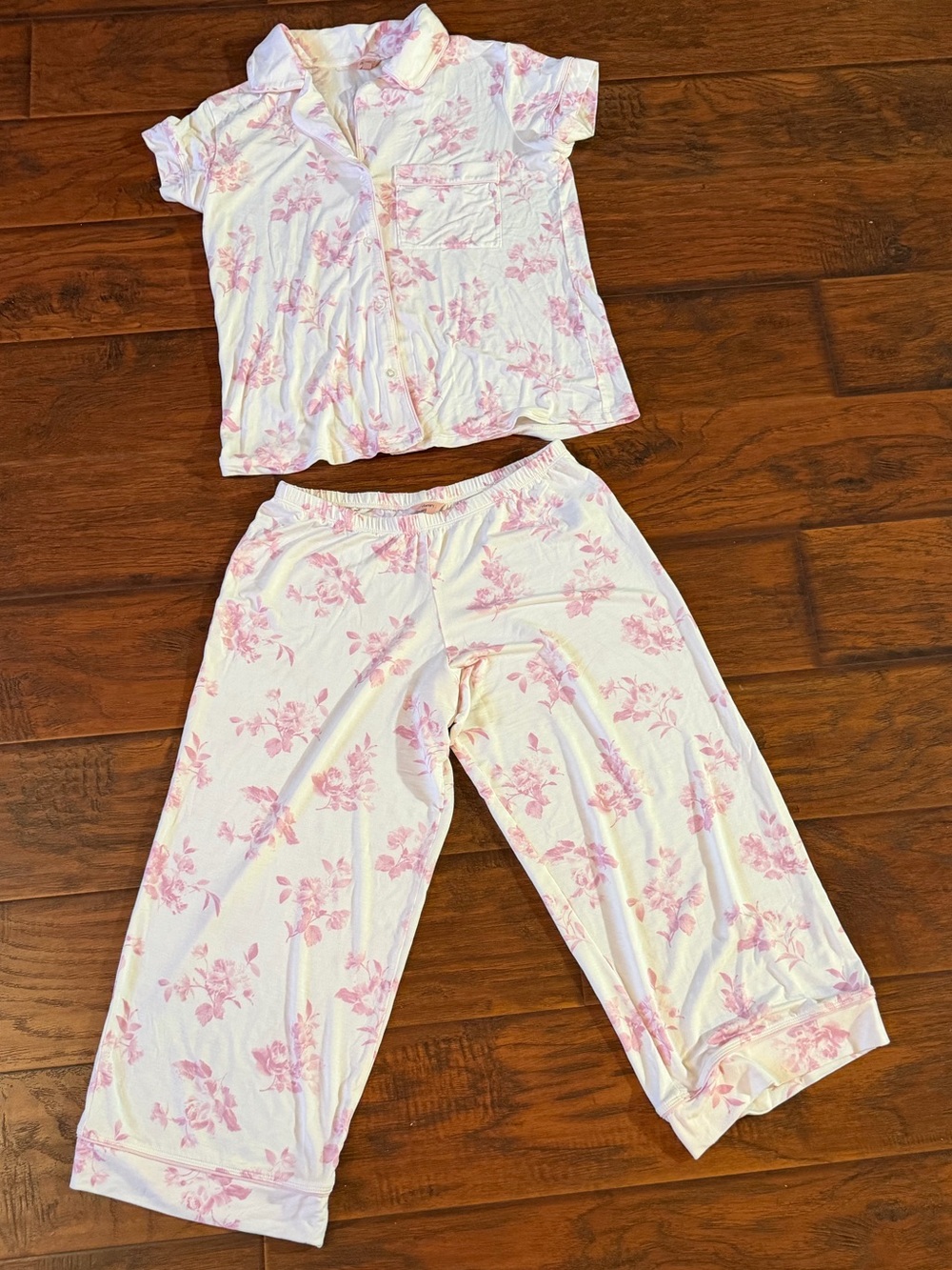 Eberjey Ultra Soft Rose Garden (Cameo Pink) Cropped Pajama Set Size Small Tencel